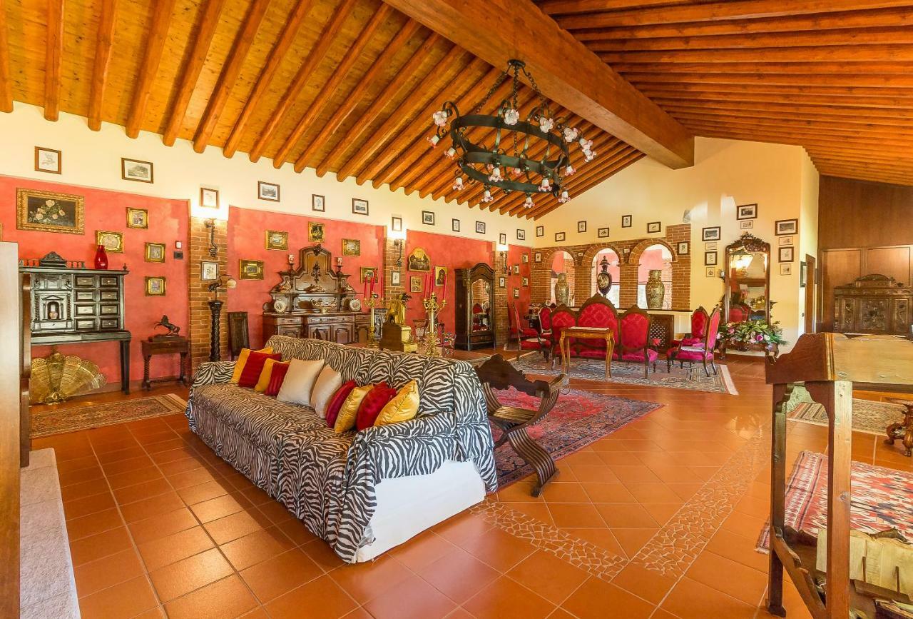 Tenuta Pian D'Attesio - Agriturismo Castelletto Soprano Bagian luar foto
