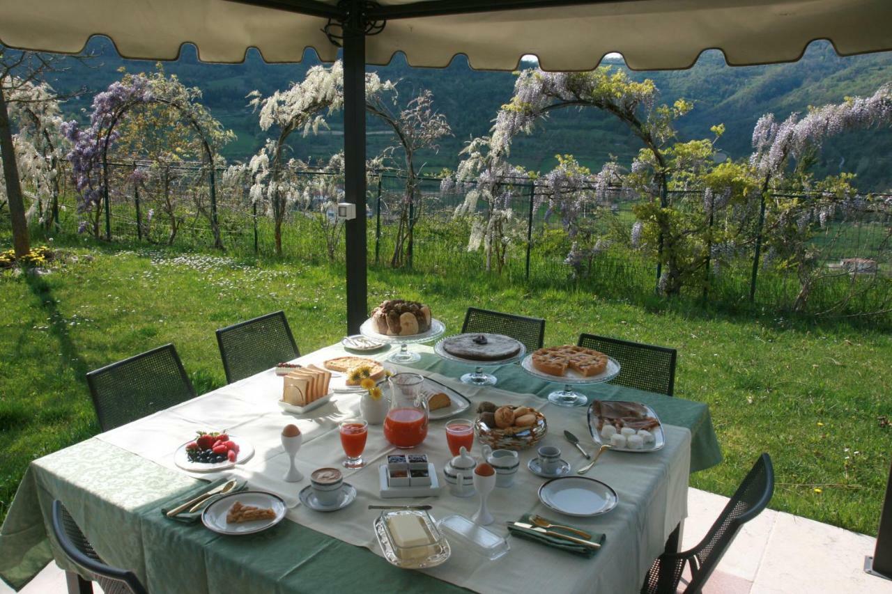 Tenuta Pian D'Attesio - Agriturismo Castelletto Soprano Bagian luar foto