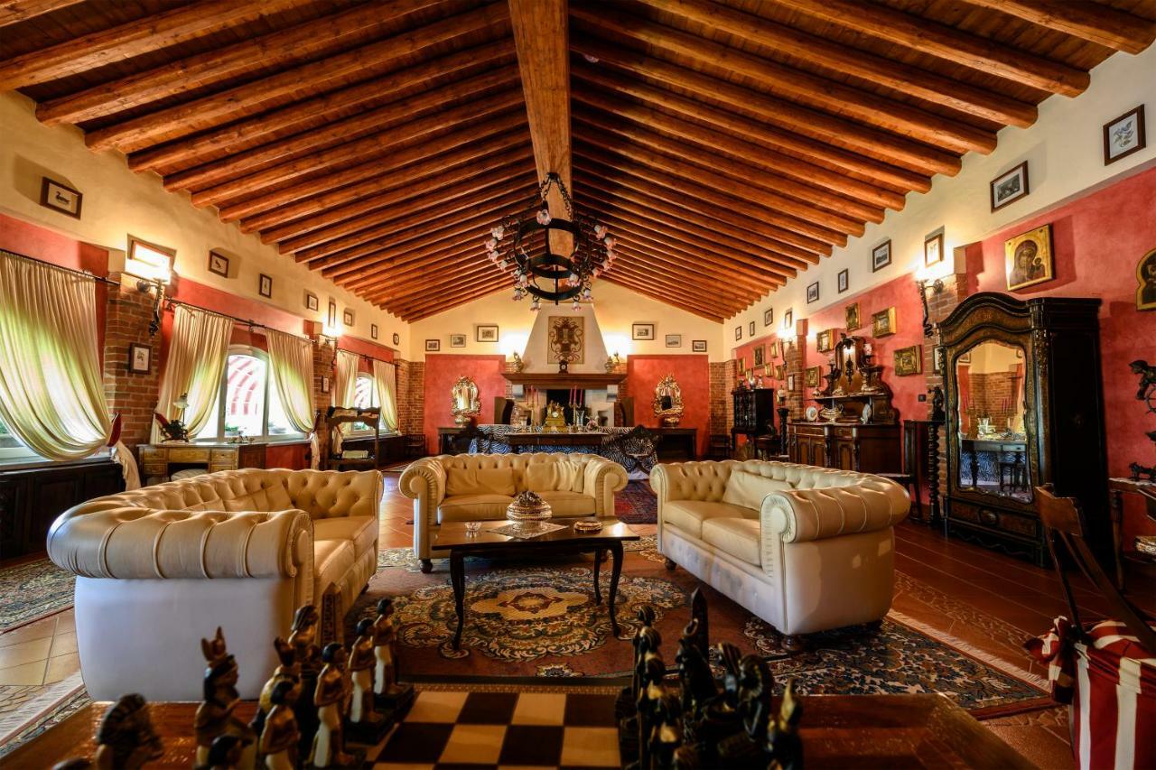 Tenuta Pian D'Attesio - Agriturismo Castelletto Soprano Bagian luar foto
