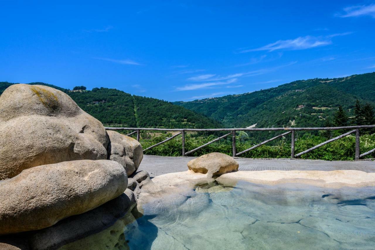 Tenuta Pian D'Attesio - Agriturismo Castelletto Soprano Bagian luar foto