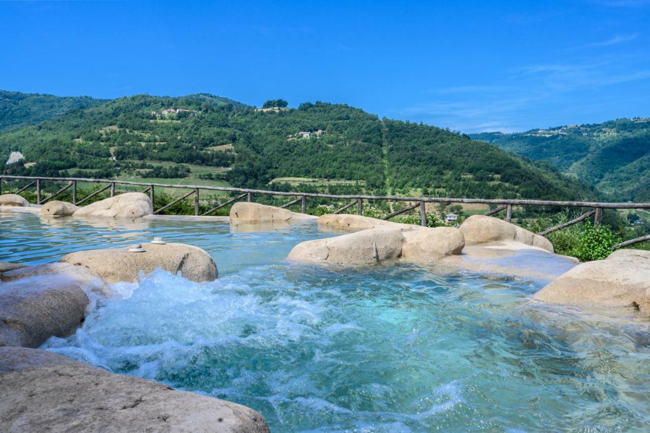 Tenuta Pian D'Attesio - Agriturismo Castelletto Soprano Bagian luar foto