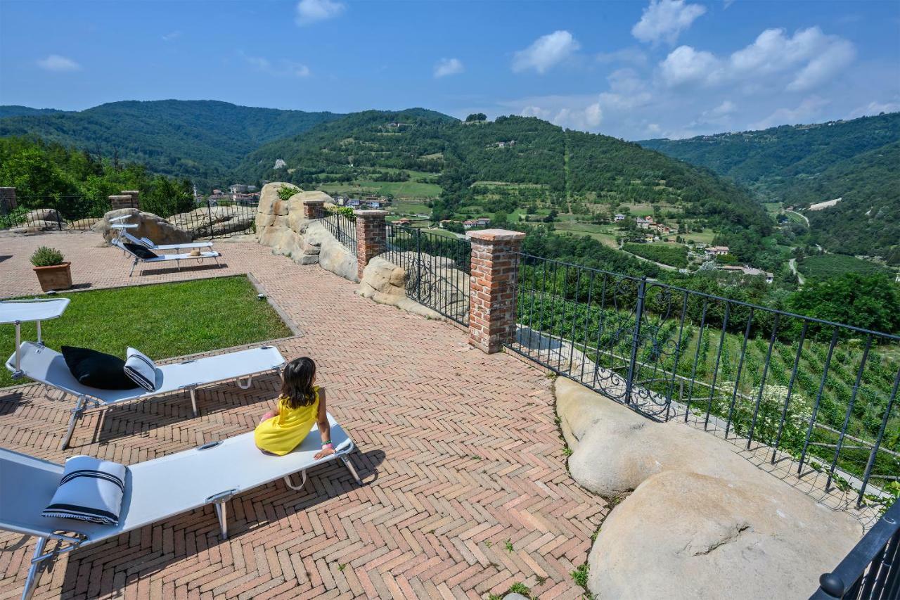 Tenuta Pian D'Attesio - Agriturismo Castelletto Soprano Bagian luar foto