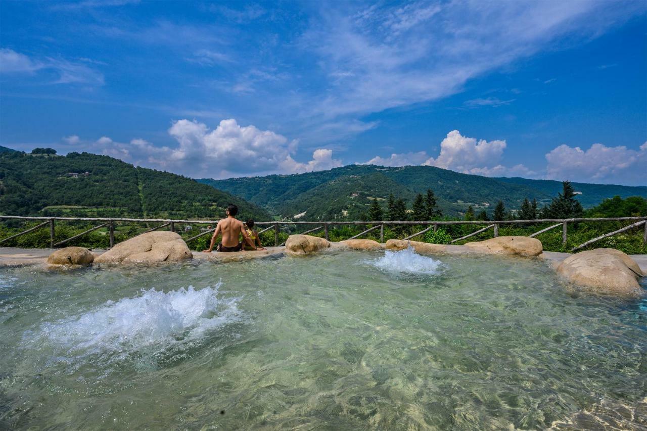 Tenuta Pian D'Attesio - Agriturismo Castelletto Soprano Bagian luar foto