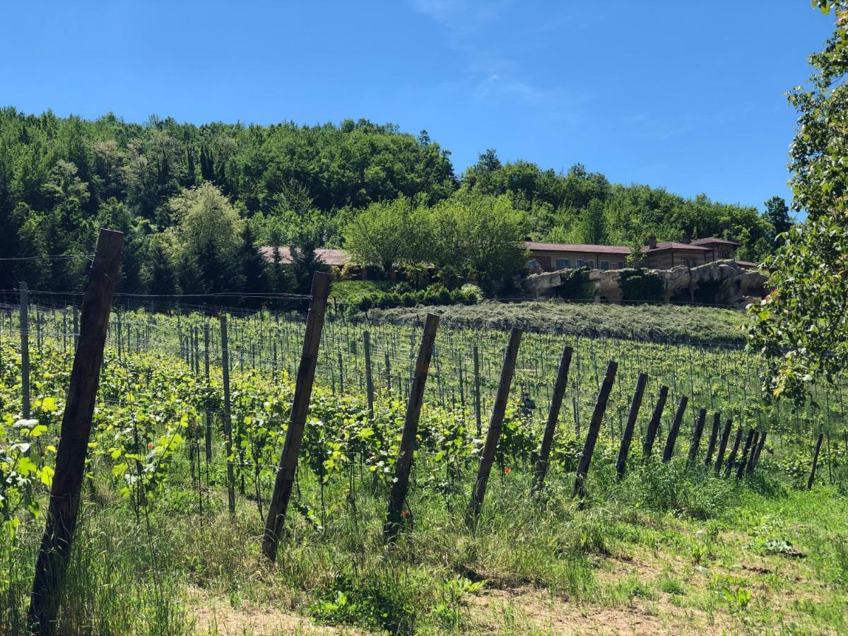 Tenuta Pian D'Attesio - Agriturismo Castelletto Soprano Bagian luar foto